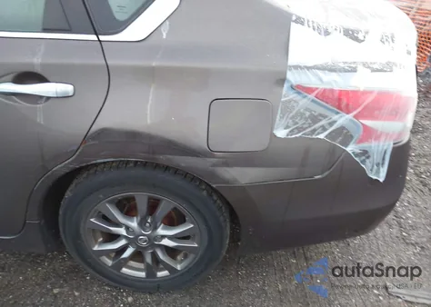 2014 Nissan Altima 2.5 S z USA, uszkodzony, nr VIN 1N4AL3AP4EC171077